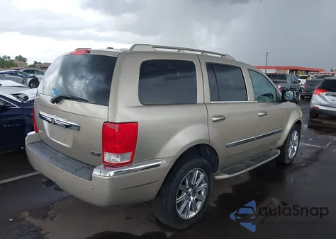 2008 Chrysler Aspen Limited из США, поврежденный, VIN 1A8HX58248F149143